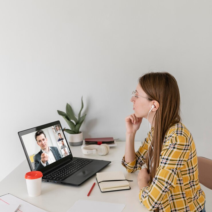 You’re Not Alone: How Online Counsellors and Therapists Are Changing Lives