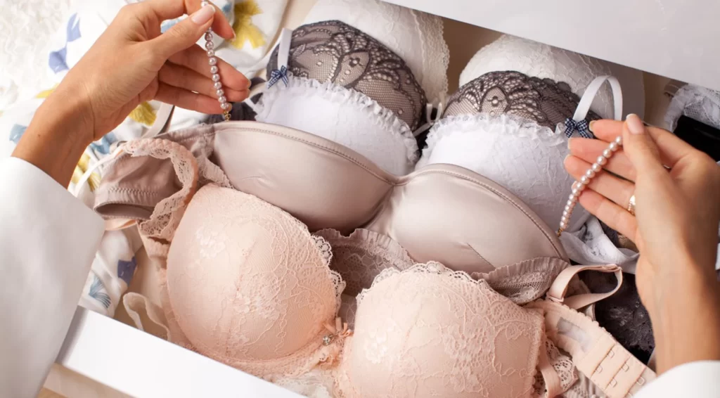 Plus-Size Shopping Tips for Every Body Type